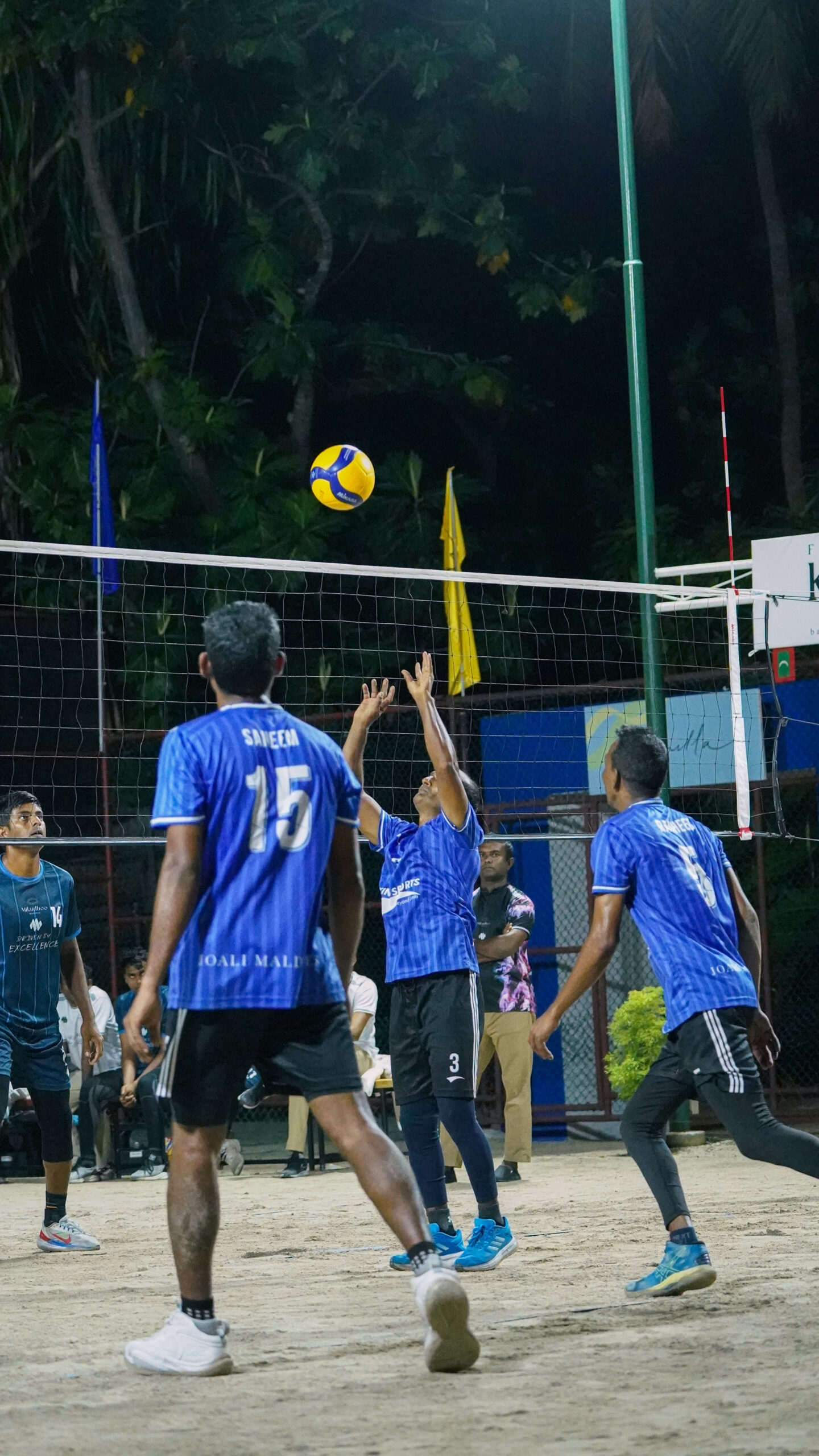 Milaidhoo vs Joali Maldives