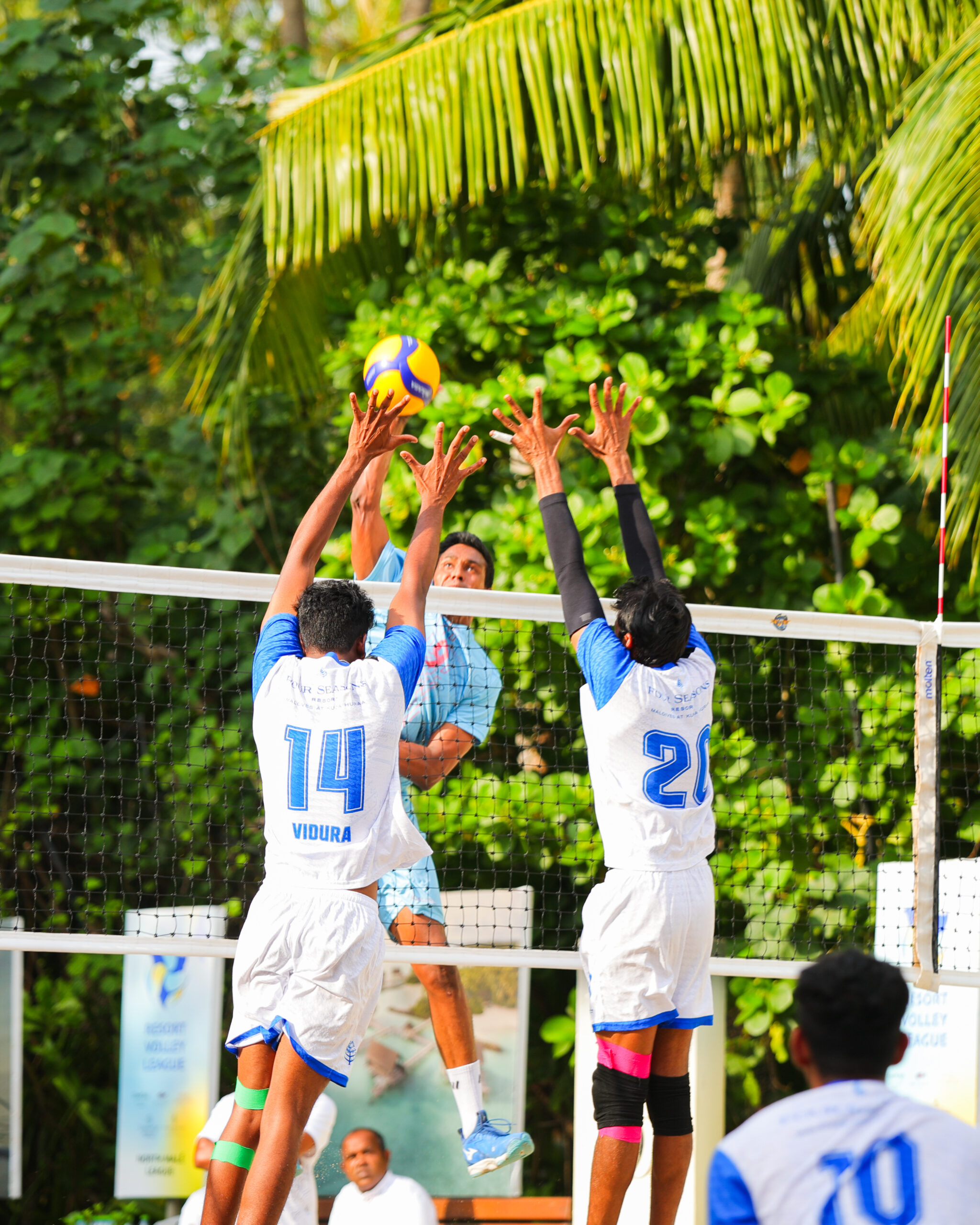 Joali Being vs Kuda Huraa